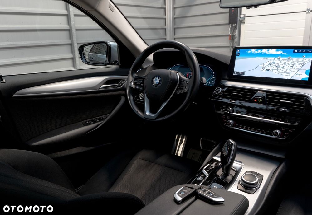 BMW Seria 5 520i mHEV Business Edition - 25
