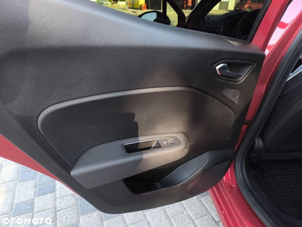 Renault Clio 1.0 TCe Intens - 25