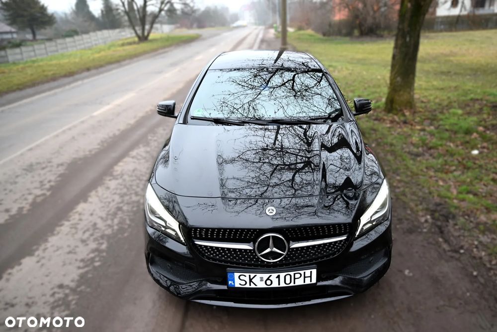 Mercedes-Benz CLA 200 7G-DCT AMG Line - 9