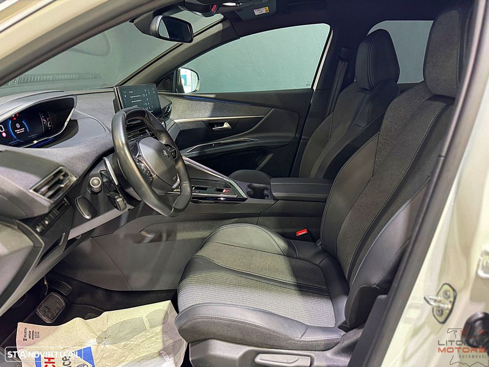 Peugeot 3008 1.2 PureTech Allure Pack EAT8 - 14