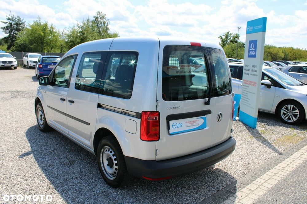 Volkswagen Caddy - 9