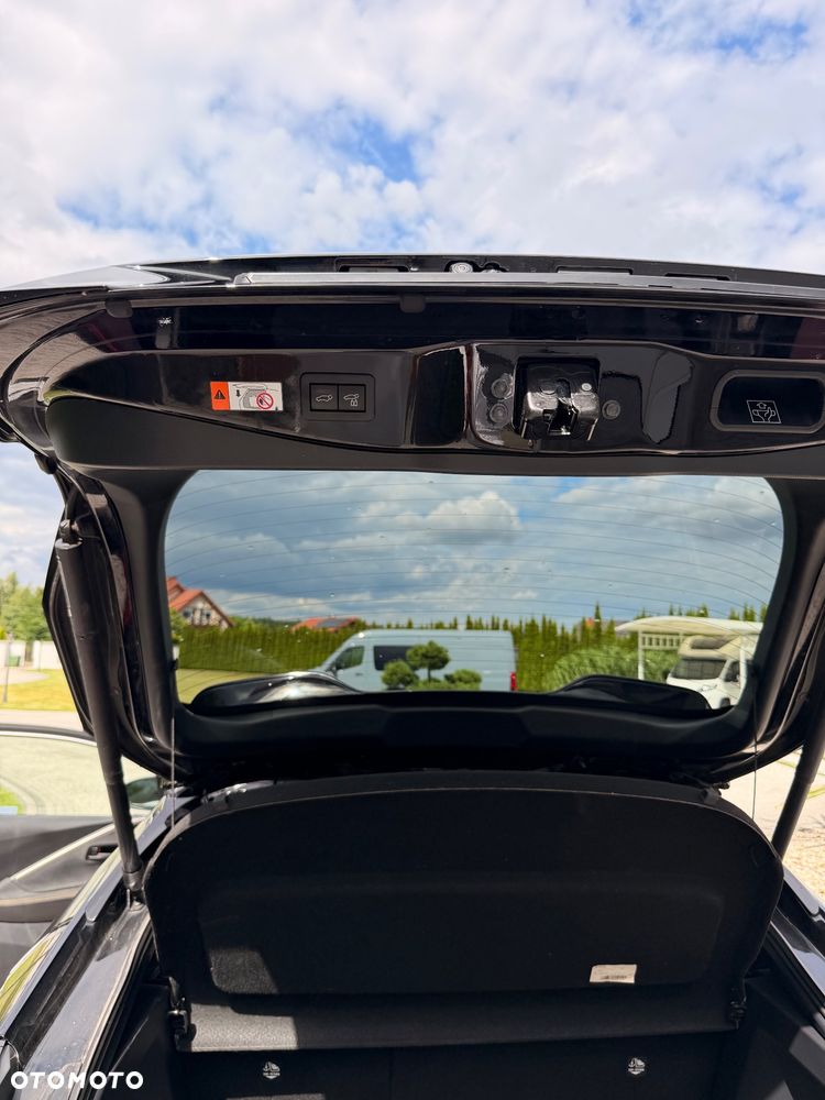 Toyota C-HR 2.0 Hybrid Dynamic Force Executive - 23