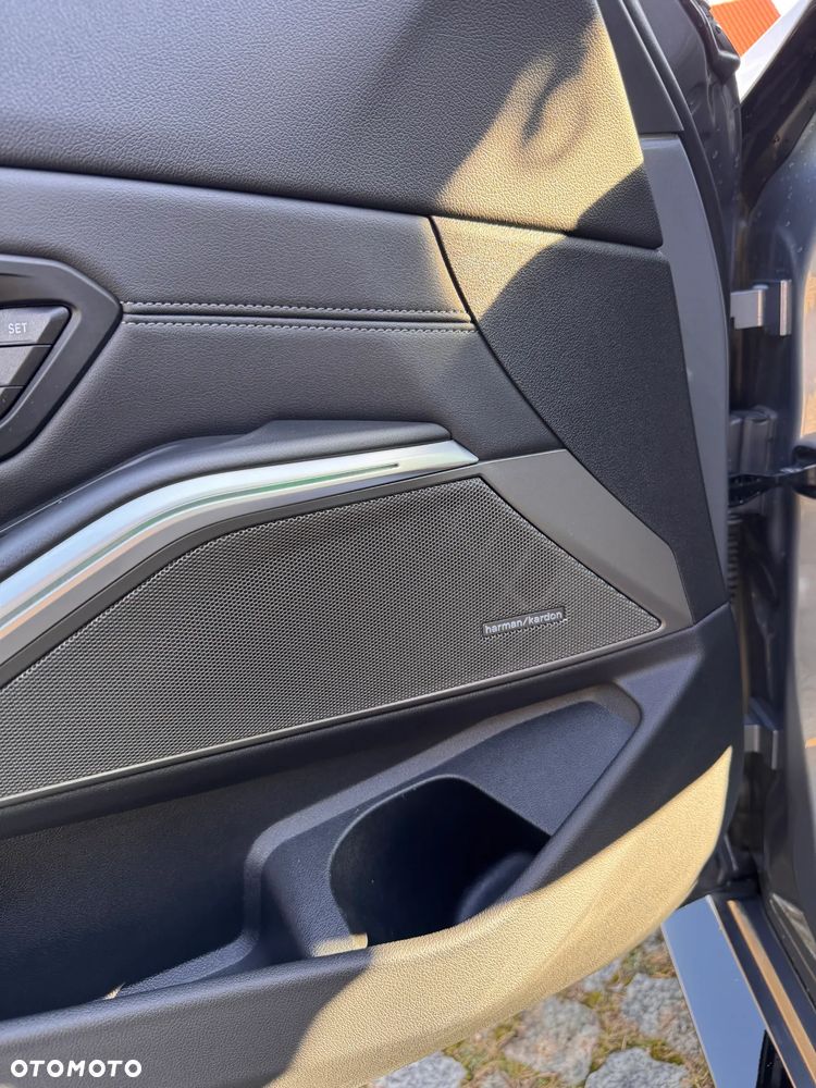 BMW M3 Competition xDrive sport - 22