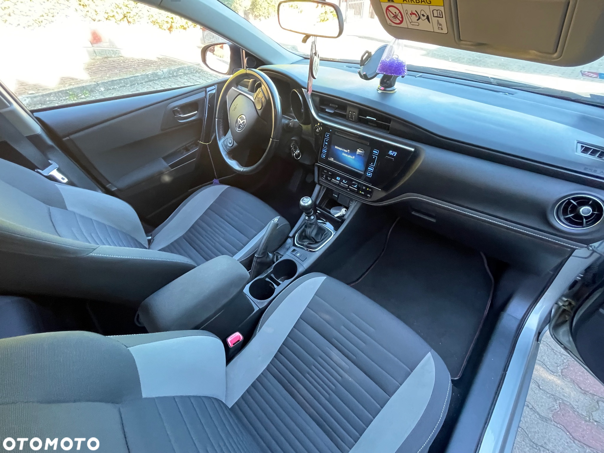 Toyota Auris - 7