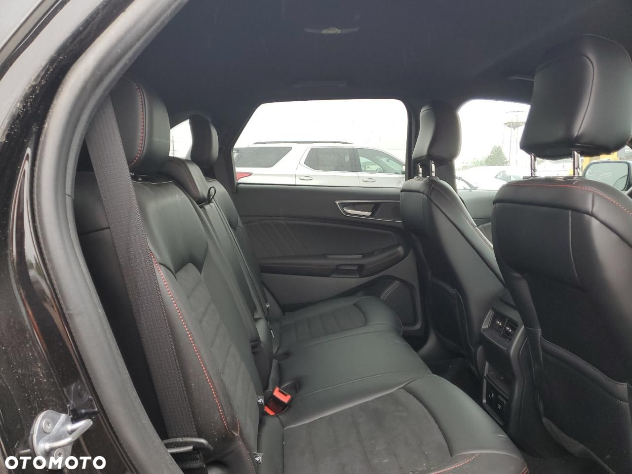 Ford Edge - 10