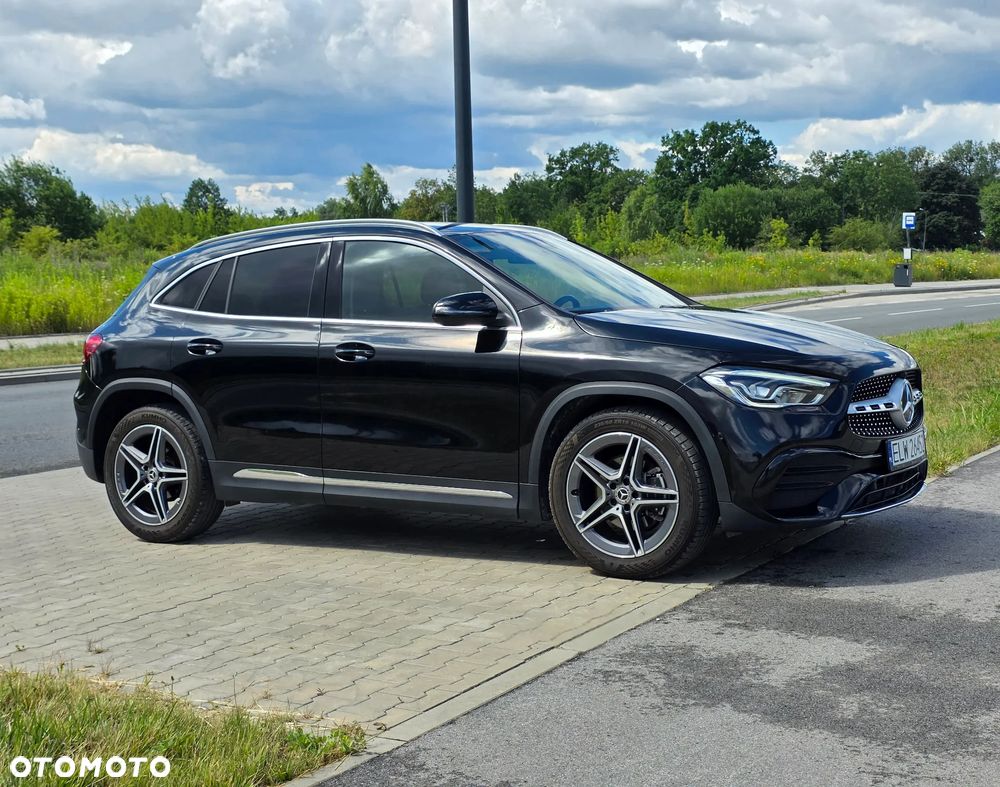 Mercedes-Benz GLA 200 d 8G-DCT AMG Line - 8