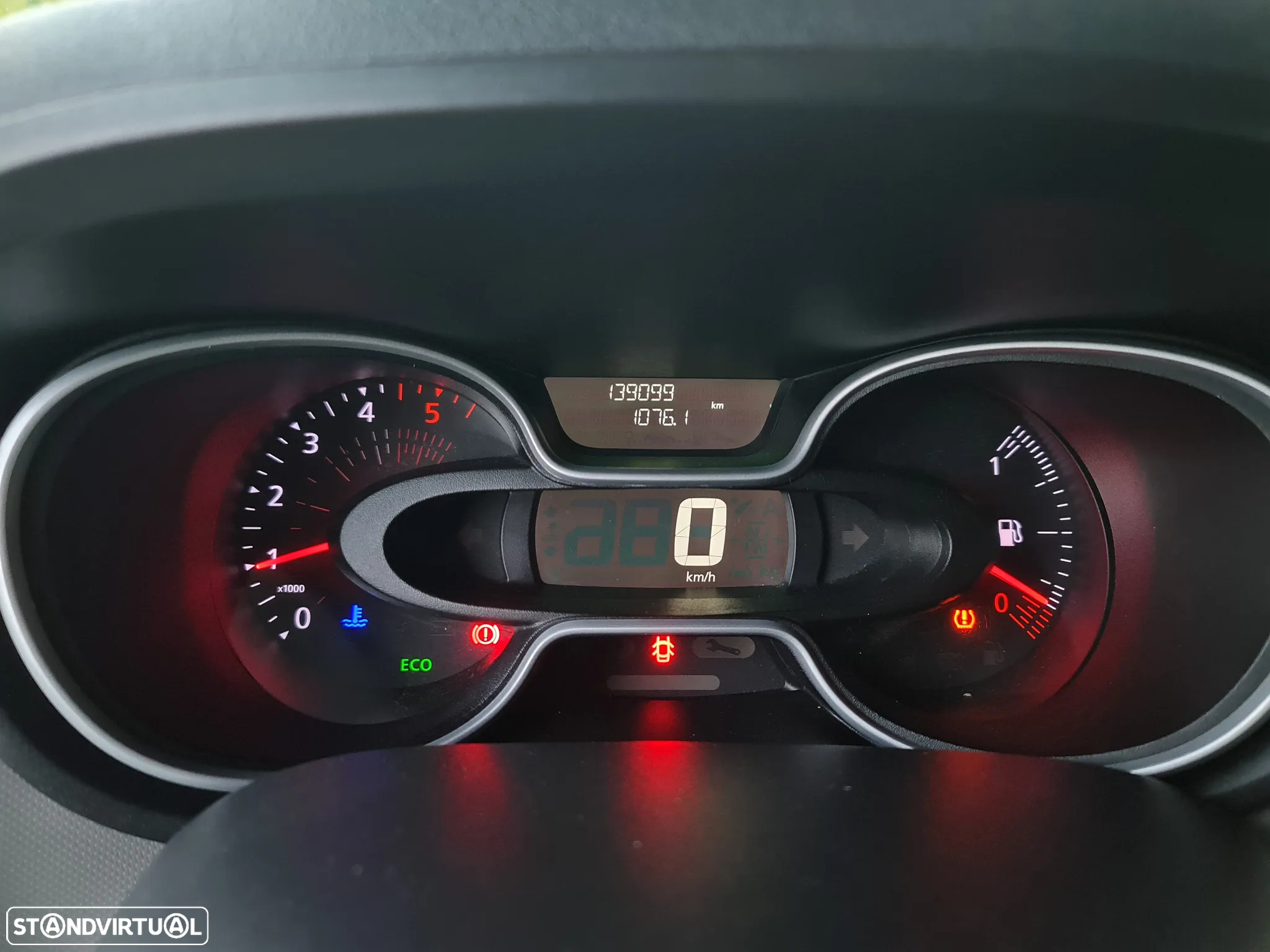 Renault TRAFIC DCI 3Lug * AC/BLUETOOTH *c/ IVA incluido - 19