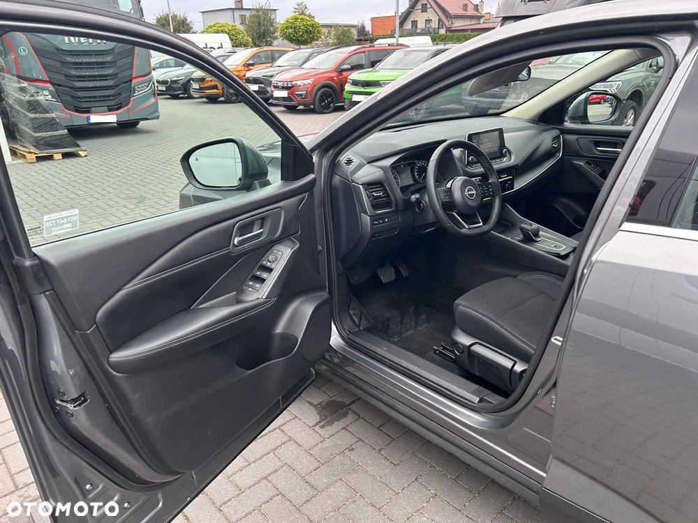 Nissan Qashqai 1.3 DIG-T mHEV N-Connecta Xtronic - 11