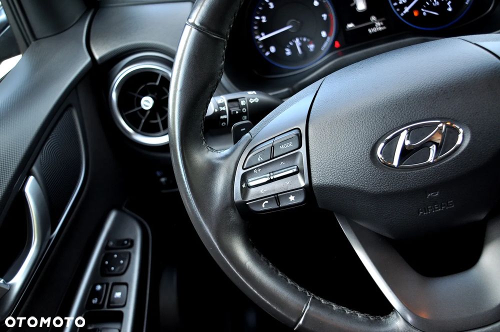 Hyundai Kona - 15