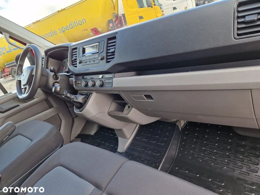 Volkswagen CRAFTER - 8