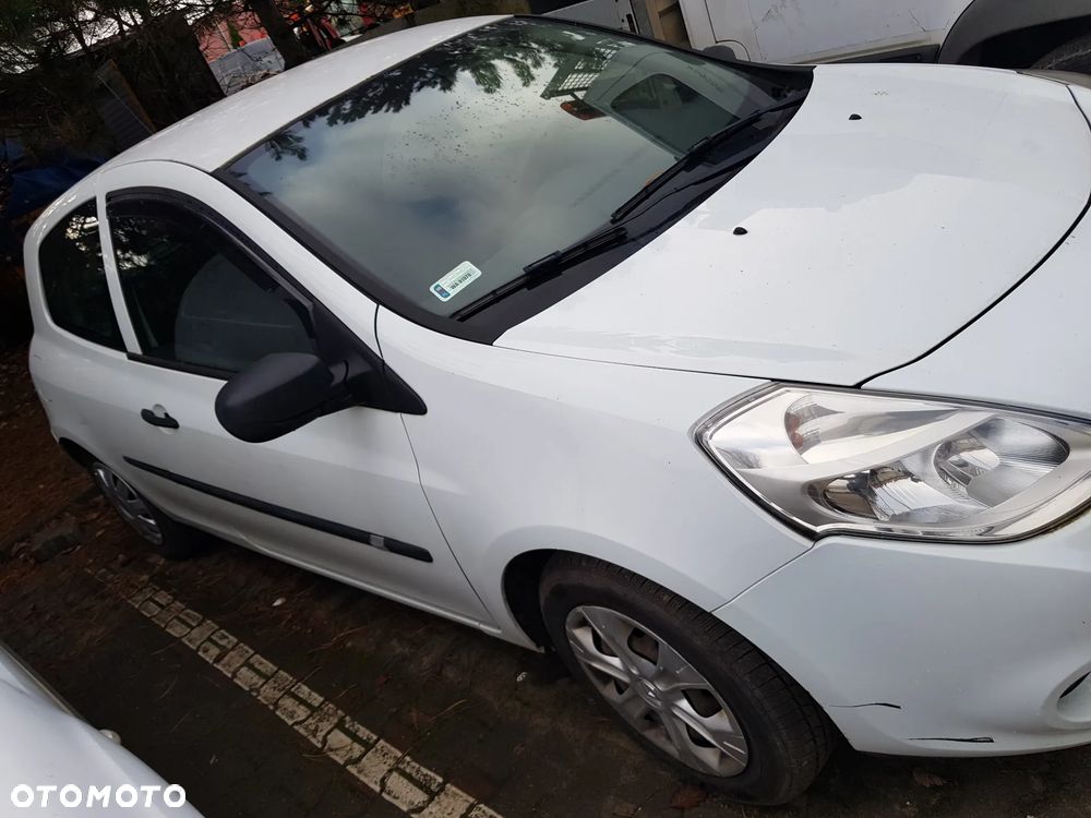 Renault Clio 1.5 dCi Alize - 7