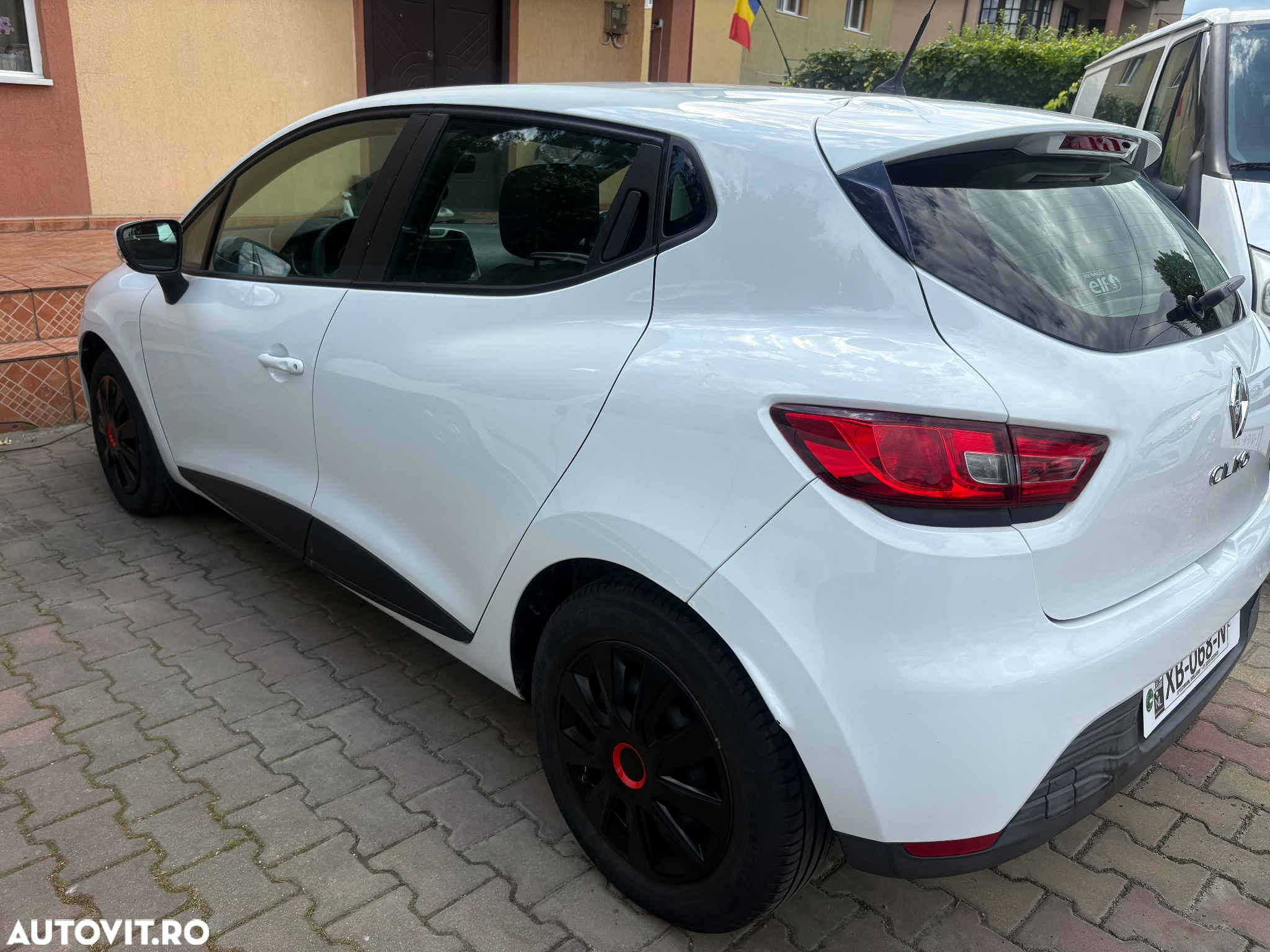 Renault Clio (Energy) TCe 90 Start & Stop INTENS - 4