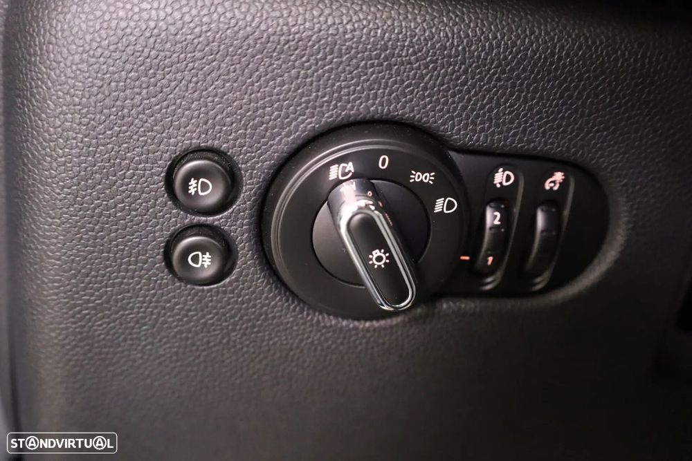 MINI Cabrio One Sport Edition - 48