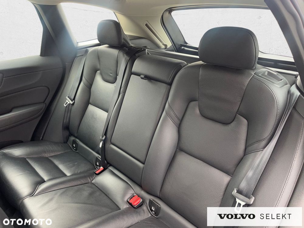 Volvo XC 60 - 13