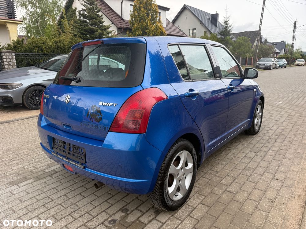 Suzuki Swift - 3