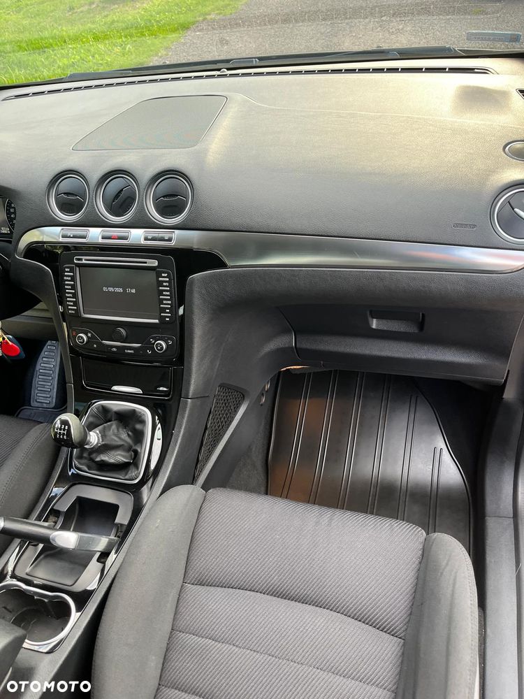 Ford Galaxy 2.0 TDCi Titanium - 16