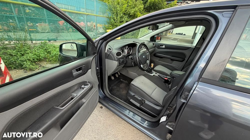 Ford Focus 1.6 TDCI 90 CP Trend - 6