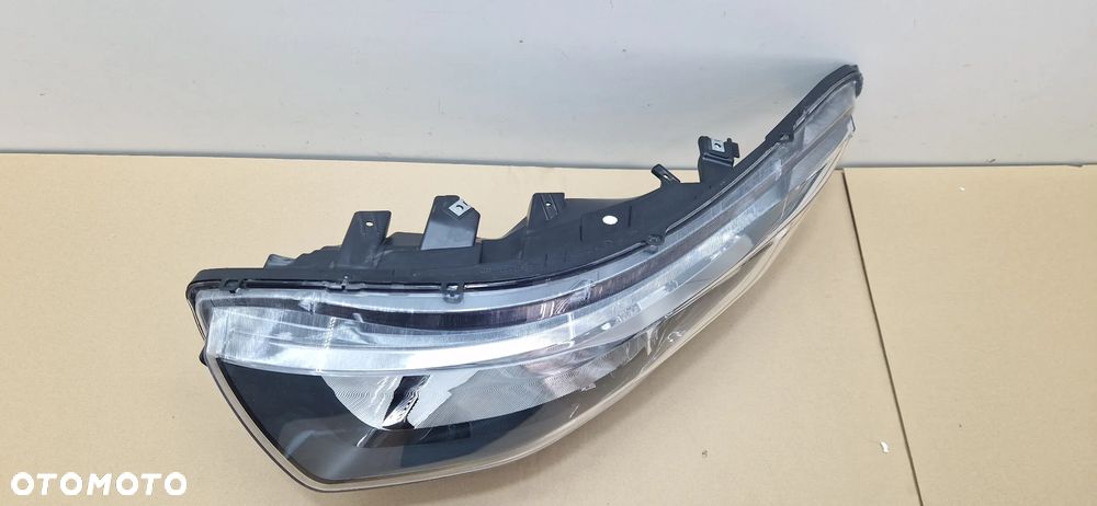 VECO DAILY IV 14- LAMPA LEWY PRZÓD 05801473750 - 2
