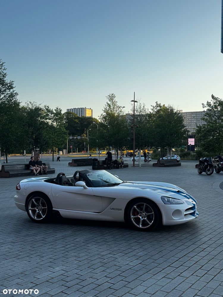 Dodge Viper - 30