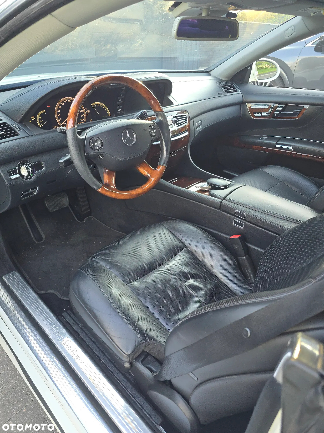 Mercedes-Benz CL - 8