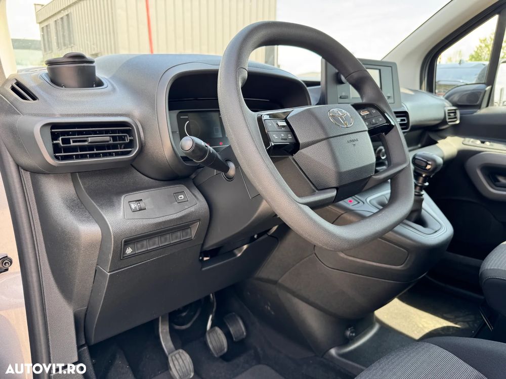 Toyota Proace 1.5 D-4D 102CP 6MT 4+1 L1 Comfort - 13