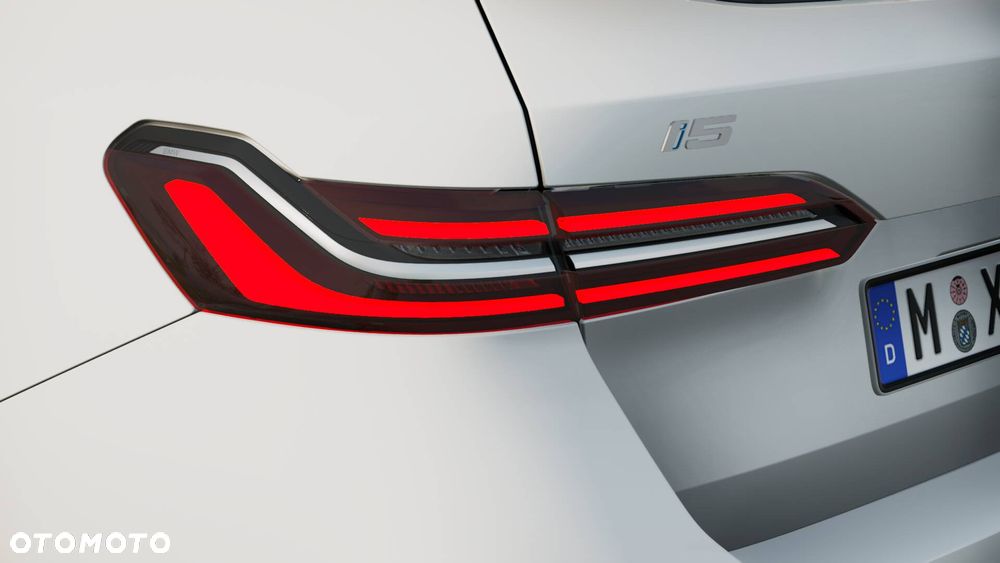 BMW i5 83.9kWh eDrive40 - 10