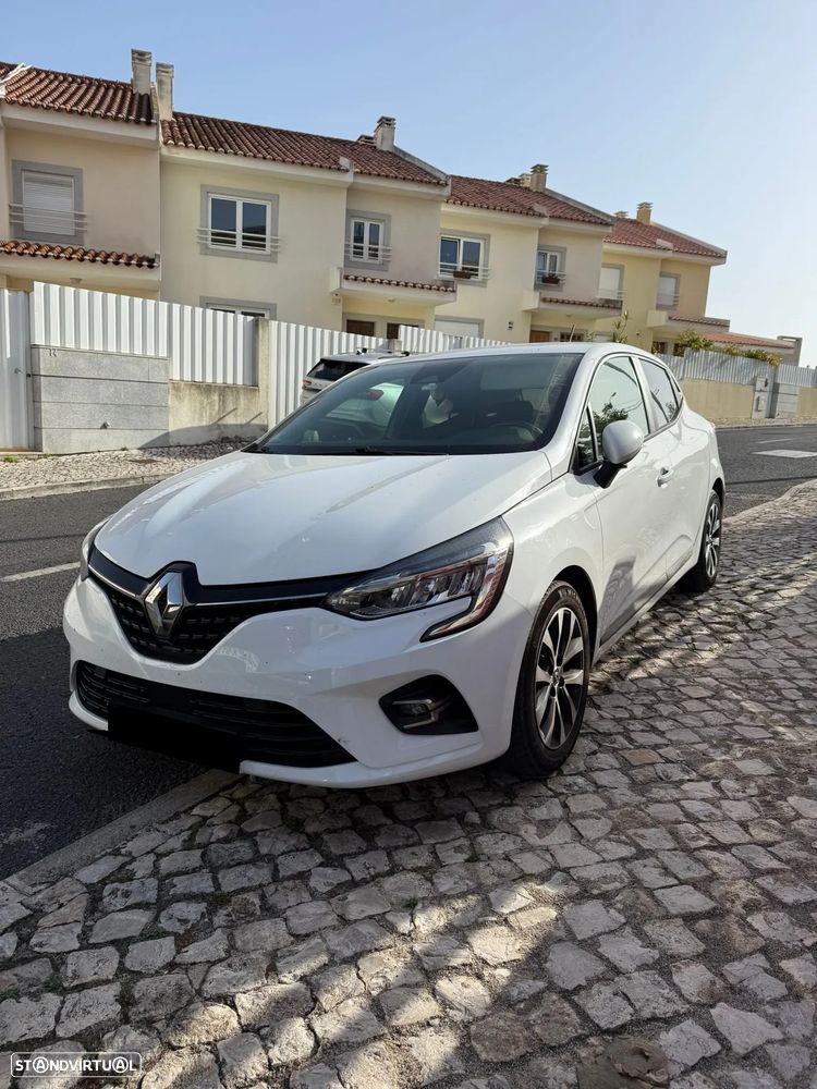 Renault Clio 1.0 TCe Exclusive - 1