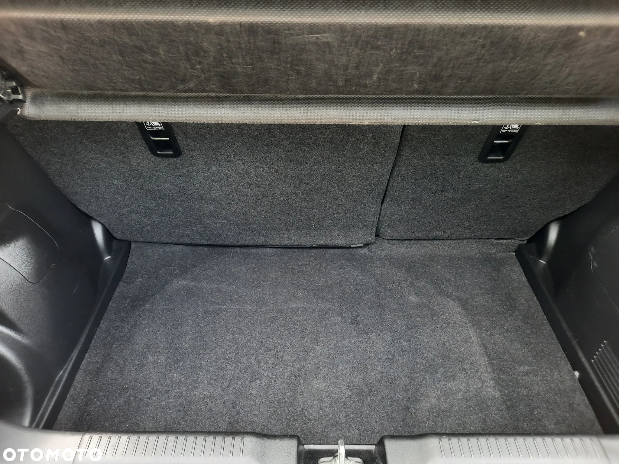Suzuki Swift 1.2 Premium Plus - 22