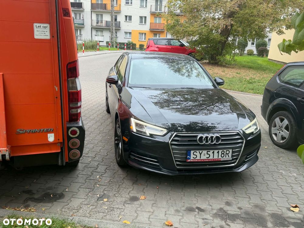 Audi A4 Limousine - 1