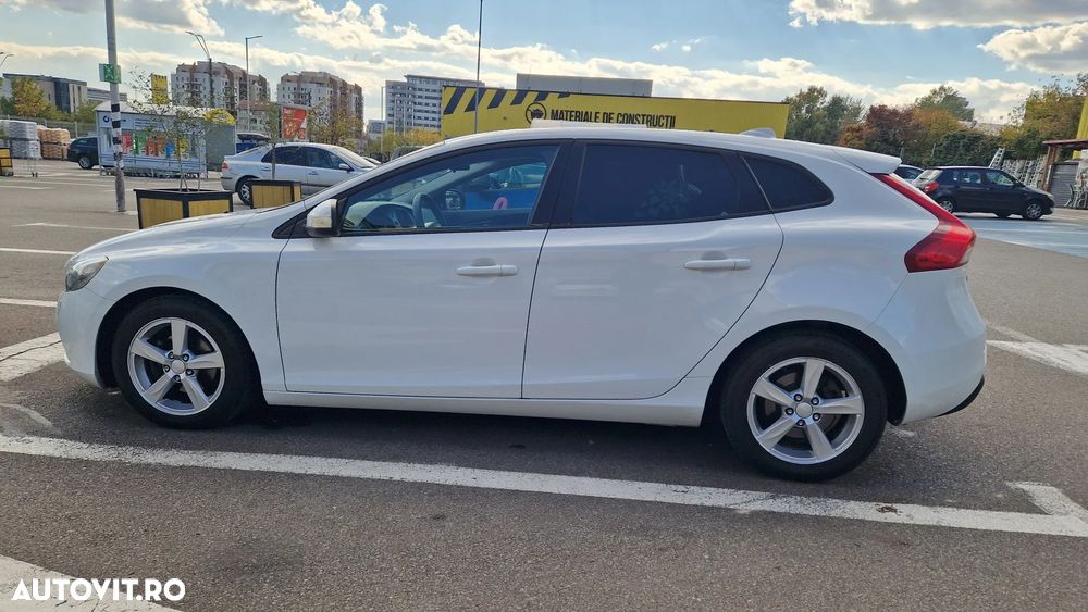 Volvo V40 D2 ECO Kinetic - 1