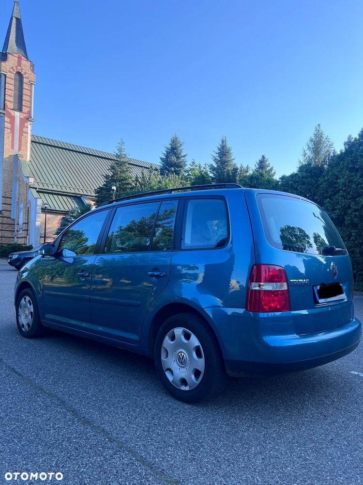 Volkswagen Touran 1.6 FSI Automatik Goal - 5