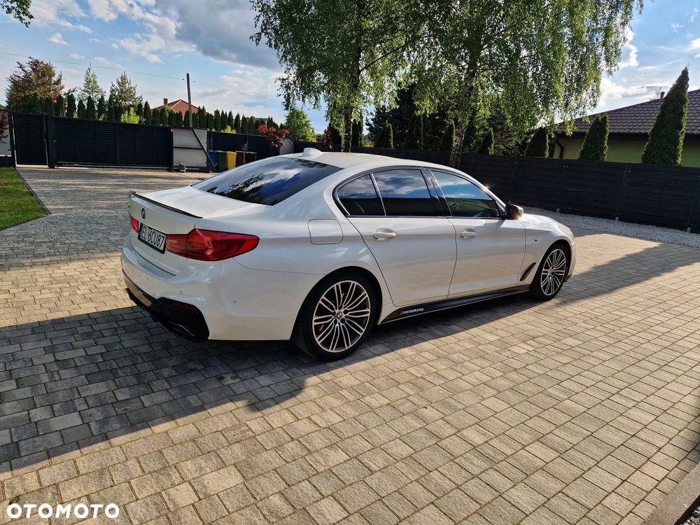 BMW Seria 5 530i xDrive M Sport Edition - 4