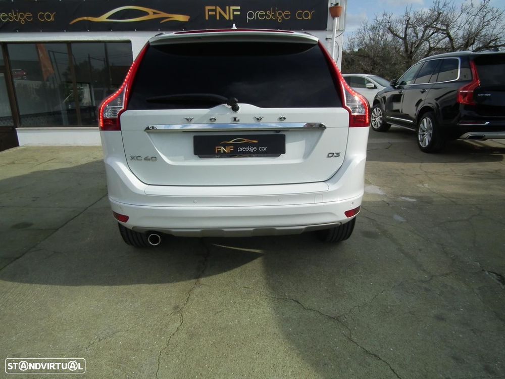 Volvo XC 60 2.0 D3 Dynamic Edition Geartronic - 8