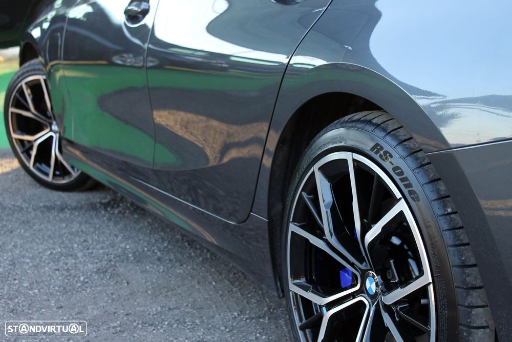 BMW 330 e Touring Auto - 52