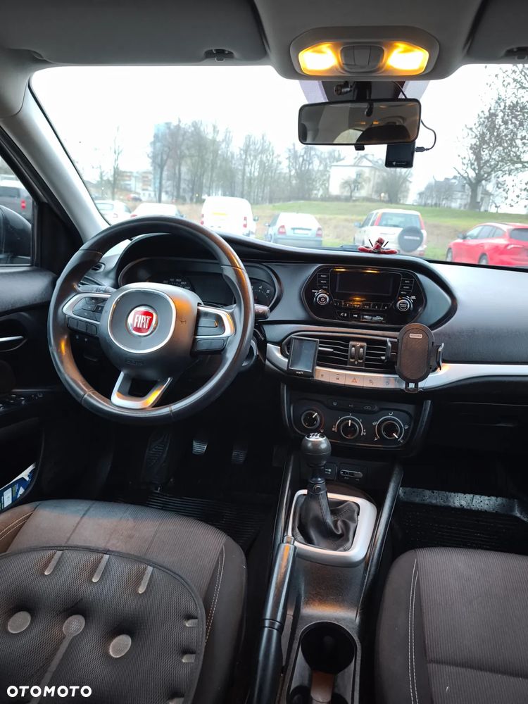 Fiat Tipo 1.4 T-Jet 16v Pop - 13