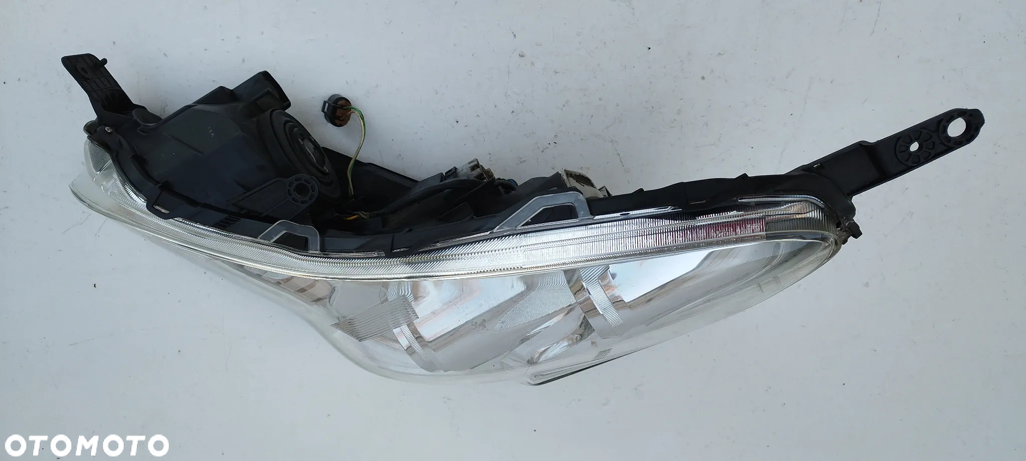 Subaru Legacy Outback 2009-2015 Xenon Lewa Prawa Oryginał - 7