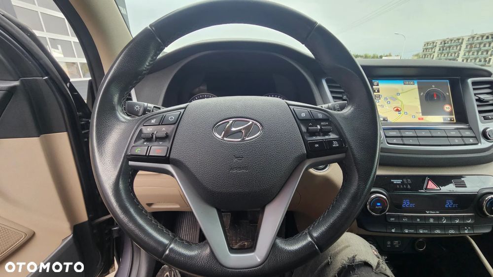 Hyundai Tucson blue 1.6 GDi 2WD Navi - 18
