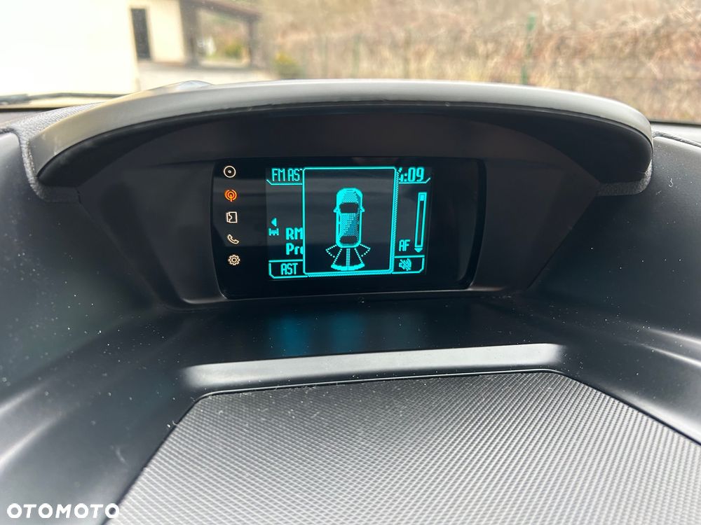 Ford Kuga 1.6 EcoBoost 2x4 Titanium - 15