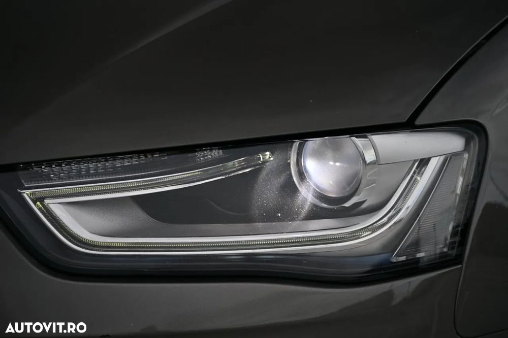 Audi A4 2.0 TDI Multitronic Avant - 22