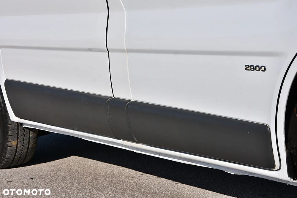 Opel Vivaro - 34