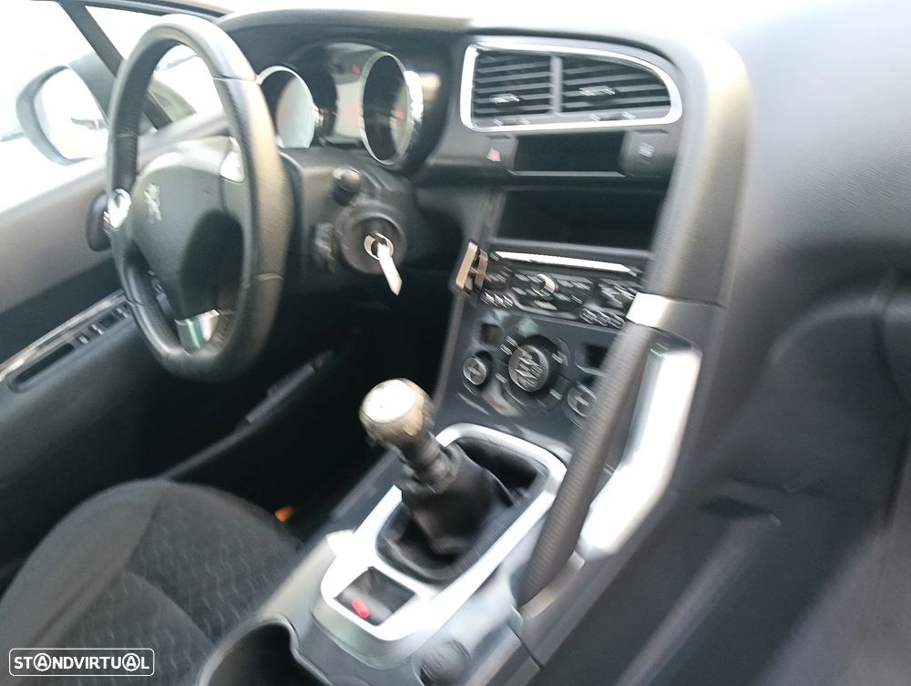 Peugeot 3008 1.6 BlueHDi Style - 17