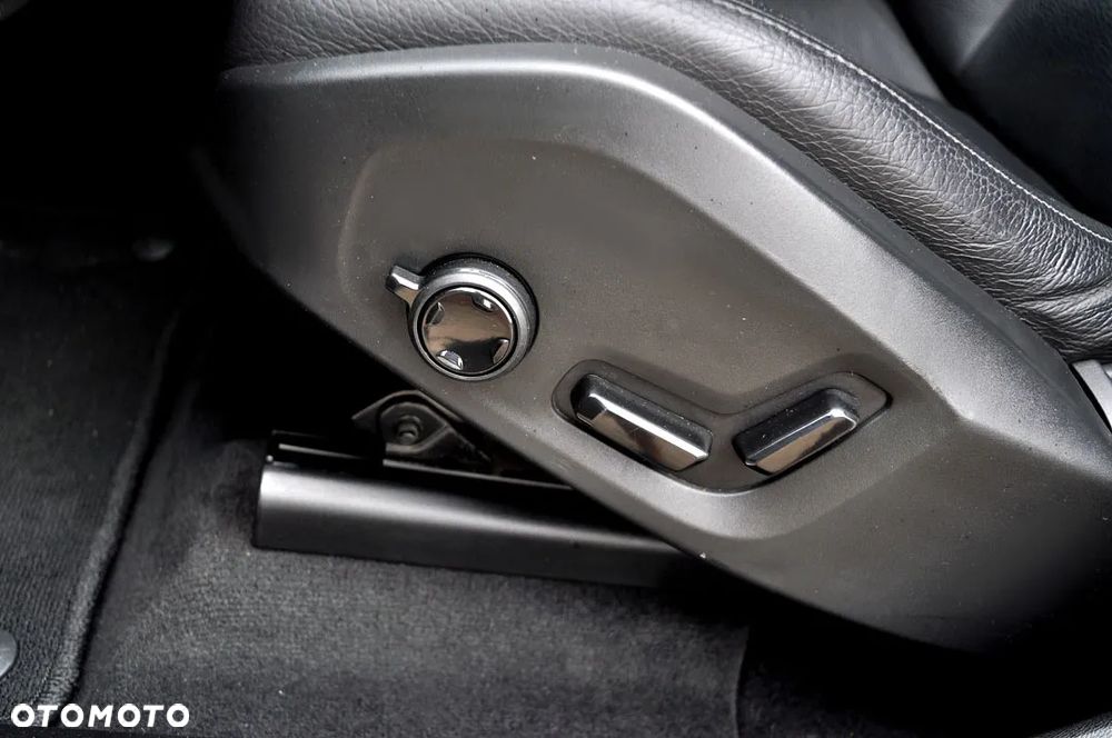 Volvo XC 60 D4 Geartronic Inscription - 18