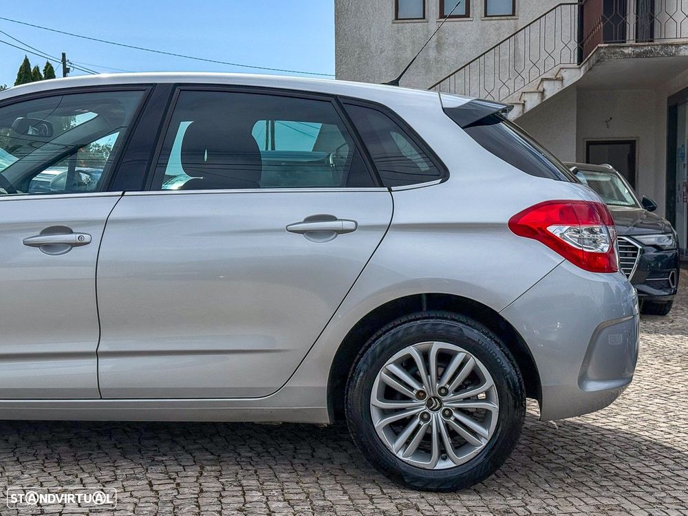 Citroën C4 1.6 HDi Attraction - 11