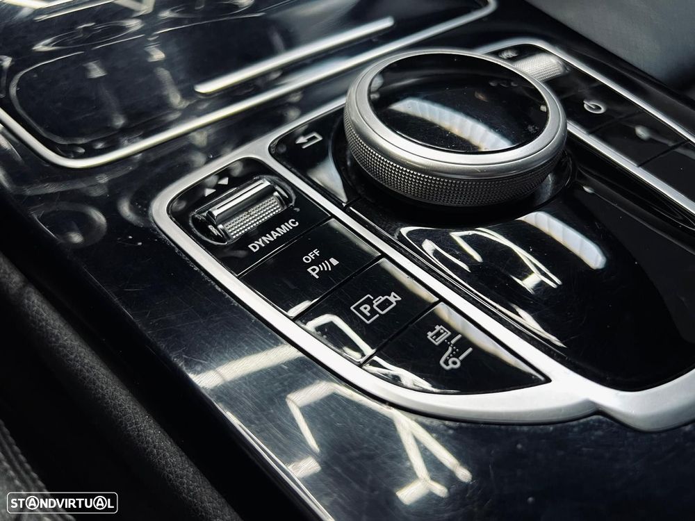 Mercedes-Benz C 300 de AMG Line - 40