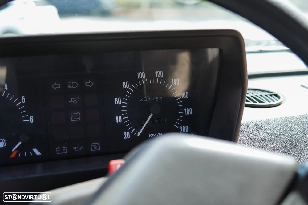 Land Rover Range Rover 2.5 TD VM - 30