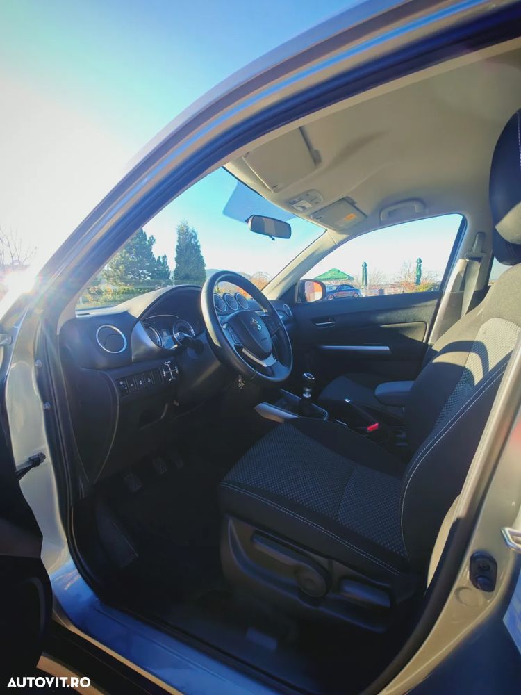Suzuki Vitara 1.4 Passion - 10