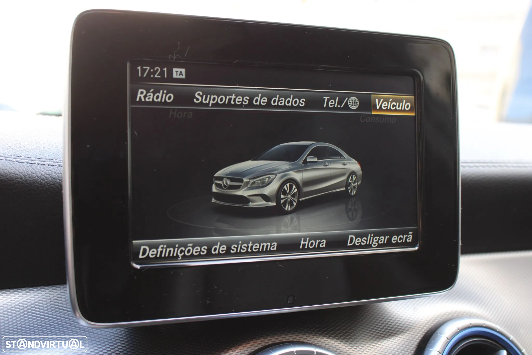 Mercedes-Benz CLA 180 d Urban - 13