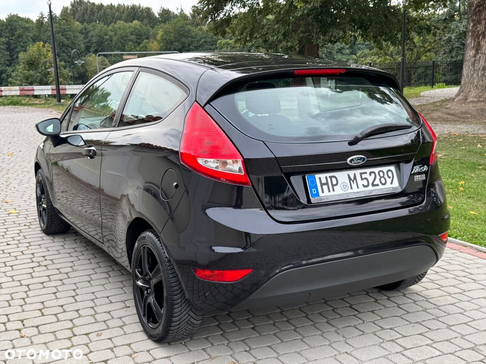 Ford Fiesta - 35