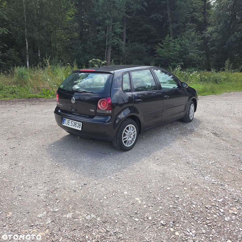 Volkswagen Polo - 4