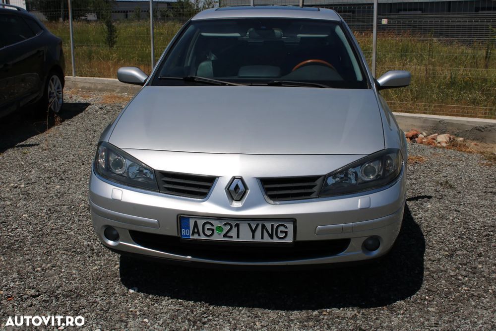 Renault Laguna 2.0dCi Initiale - 3